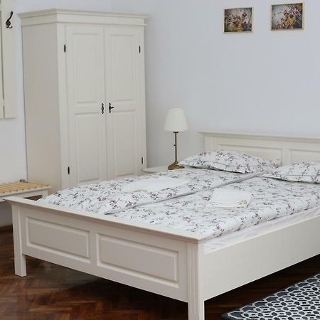 Schick Apartment ซีบิว ภายนอก รูปภาพ