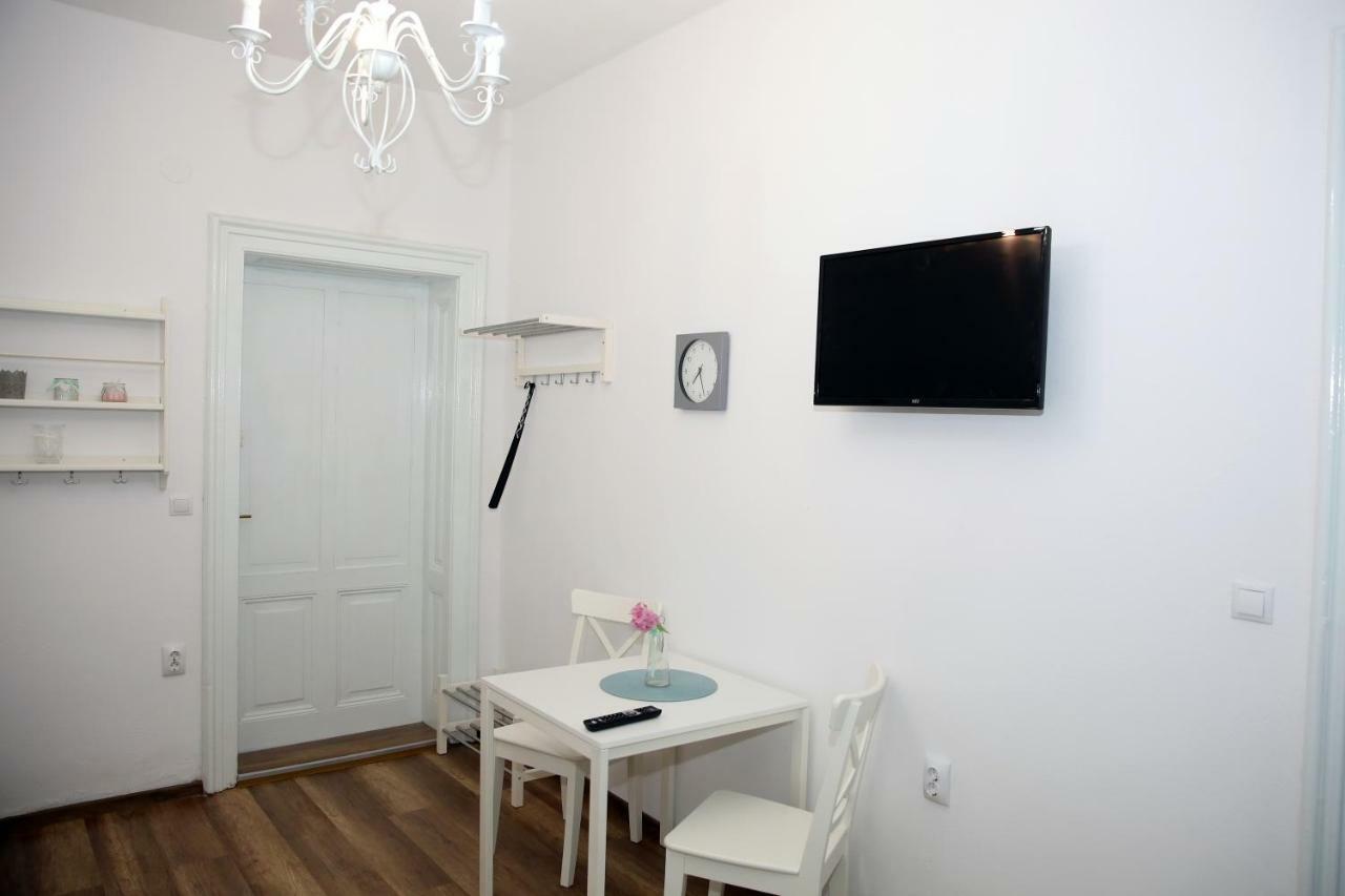 Schick Apartment ซีบิว ภายนอก รูปภาพ
