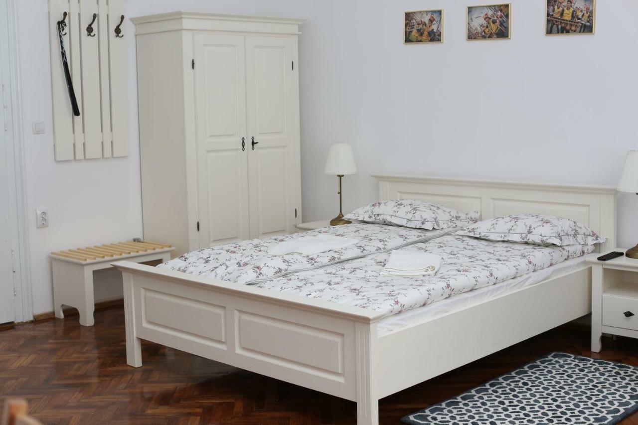 Schick Apartment ซีบิว ภายนอก รูปภาพ